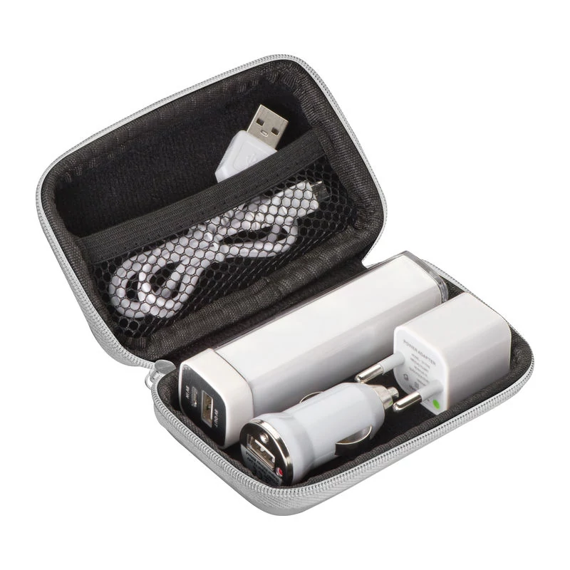 Autós USB töltő és 2200 mAh powerbank szett