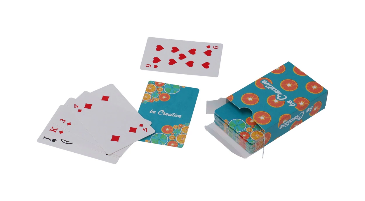 CreaCard - egyediesíthető kártyajáték